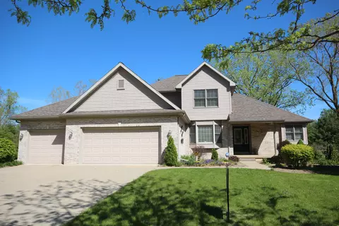 2475 Julie Way, Dewitt, MI 48820 photo 1