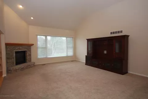 2475 Julie Way, Dewitt, MI 48820 photo 3