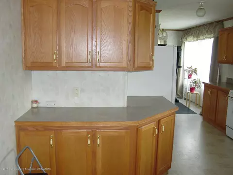 826 E Frederick Ave, Lansing, MI 48906 photo 8