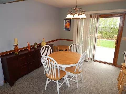 2410 Skye Rd, Lansing, MI 48911 photo 9