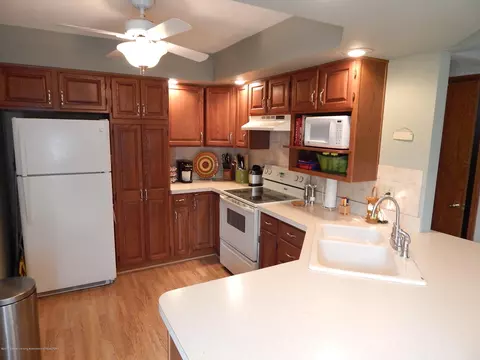 2410 Skye Rd, Lansing, MI 48911 photo 7