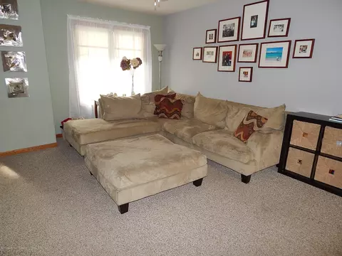 2410 Skye Rd, Lansing, MI 48911 photo 6