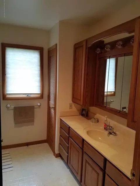 1369 Biscayne, Haslett, MI 48840 photo 9