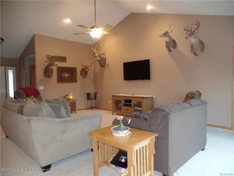 2110 Braden Rd, Perry, MI 48872 photo 12