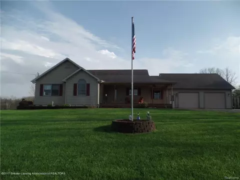 2110 Braden Rd, Perry, MI 48872 photo 1