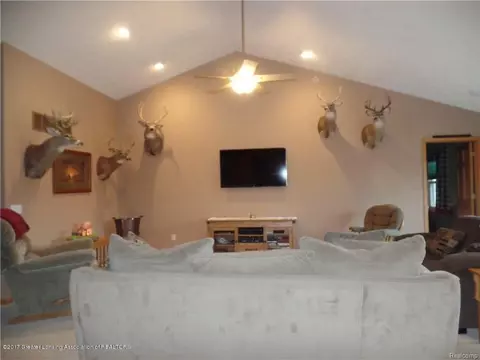 2110 Braden Rd, Perry, MI 48872 photo 13