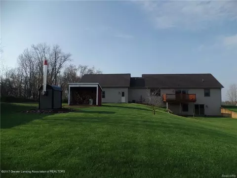2110 Braden Rd, Perry, MI 48872 photo 2