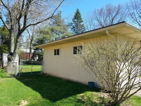 1408 Biscayne Way, Haslett, MI 48840 photo 5