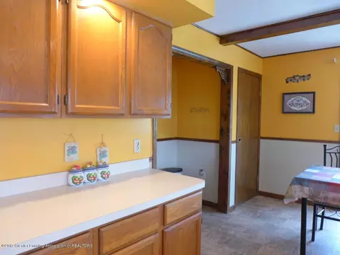 200 W Cook St, Maple Rapids, MI 48853 photo 8