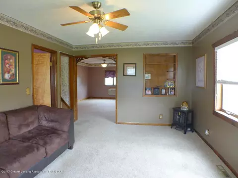 200 W Cook St, Maple Rapids, MI 48853 photo 3