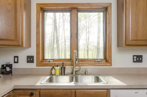 2157 Beechnut Trl, Holt, MI 48842 photo 6