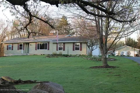 4335 W Herbison Rd, Dewitt, MI 48820 photo 1