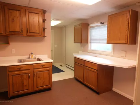 2126 Aurelius Rd, Holt, MI 48842 photo 6