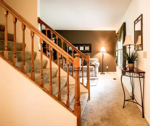 3910 Camperdown Dr, Lansing, MI 48911 photo 9
