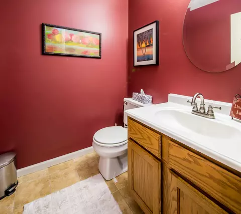 3910 Camperdown Dr, Lansing, MI 48911 photo 8