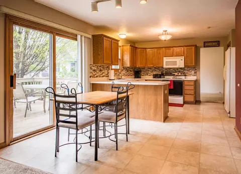 3910 Camperdown Dr, Lansing, MI 48911 photo 15