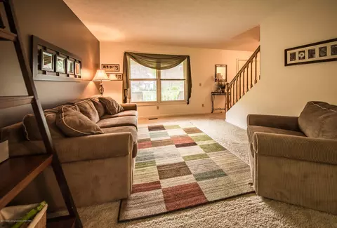 3910 Camperdown Dr, Lansing, MI 48911 photo 7