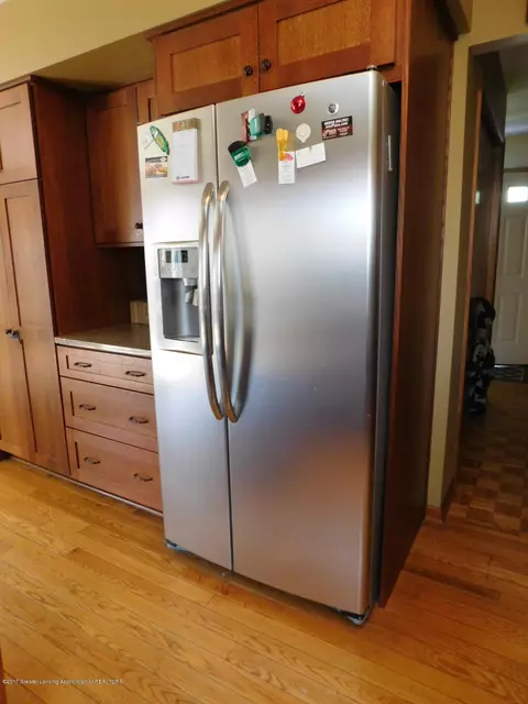 1940 Carson St, Lansing, MI 48911 photo 8