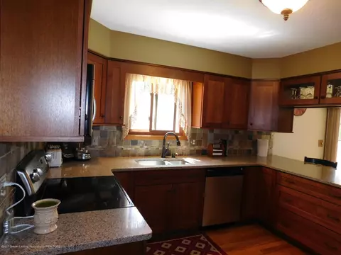 1940 Carson St, Lansing, MI 48911 photo 5