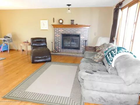 1940 Carson St, Lansing, MI 48911 photo 11