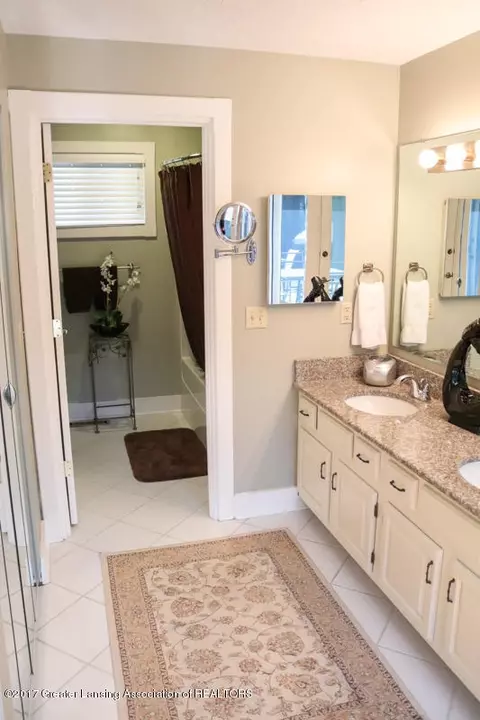 2170 Long Leaf Trl, Okemos, MI 48864 photo 38