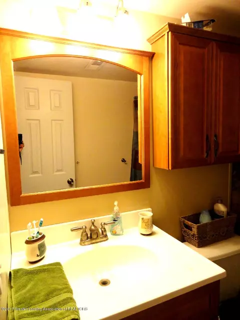 2104 Webster Rd, Lansing, MI 48917 photo 15