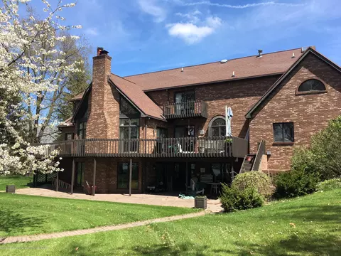 808 E Geneva Dr, Dewitt, MI 48820 photo 3