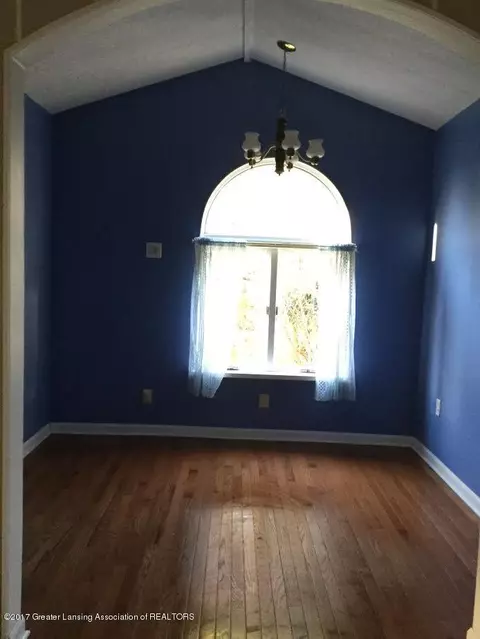 5620 Chestnut St, Bath, MI 48808 photo 7