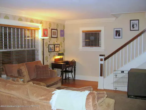 800 Sparrow Ave, Lansing, MI 48910 photo 5