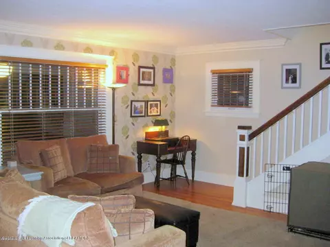800 Sparrow Ave, Lansing, MI 48910 photo 6