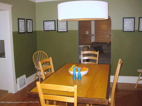 800 Sparrow Ave, Lansing, MI 48910 photo 14