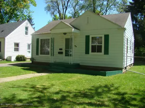 3121 Cedarbrook Ave, Lansing, MI 48910 photo 1