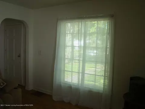 3121 Cedarbrook Ave, Lansing, MI 48910 photo 6