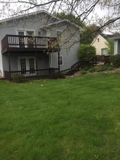 206 W Madison St, Dewitt, MI 48820 photo 4