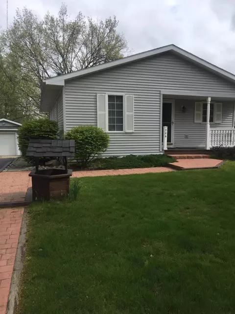 206 W Madison St, Dewitt, MI 48820 photo 1