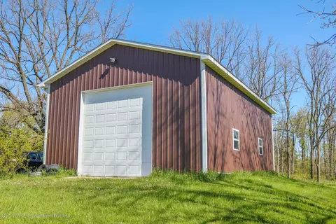 5200 Harris, Williamston, MI 48895 photo 7