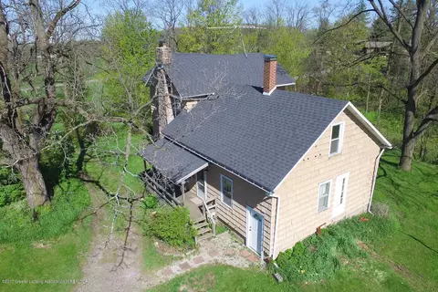 5200 Harris, Williamston, MI 48895 photo 12