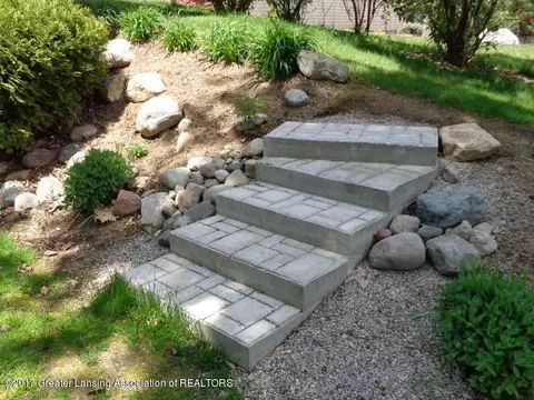 218 N Dibble Blvd, Lansing, MI 48917 photo 22