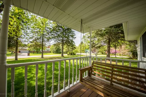 13865 Ducharme Dr, Dewitt, MI 48820 photo 3