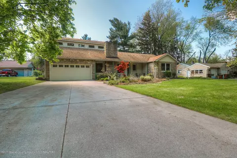 4597 Chippewa Dr, Okemos, MI 48864 photo 1