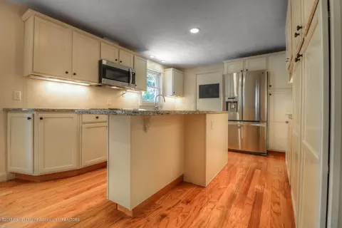 4597 Chippewa Dr, Okemos, MI 48864 photo 5