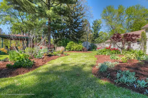 4597 Chippewa Dr, Okemos, MI 48864 photo 23