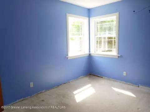 546 E Willard Ave, Lansing, MI 48910 photo 7