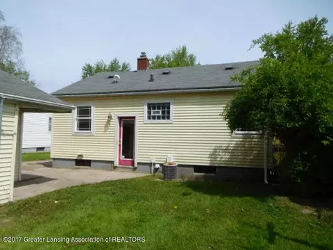 546 E Willard Ave, Lansing, MI 48910 photo 9