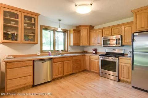 5240 Van Atta Rd, Okemos, MI 48864 photo 10