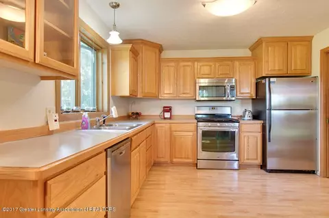 5240 Van Atta Rd, Okemos, MI 48864 photo 11