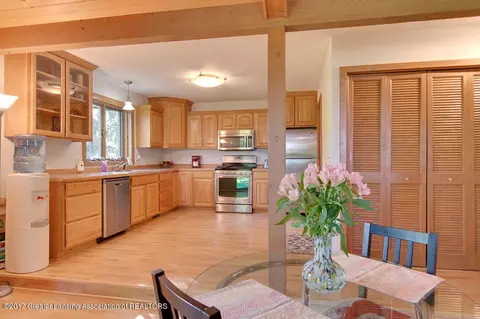 5240 Van Atta Rd, Okemos, MI 48864 photo 13