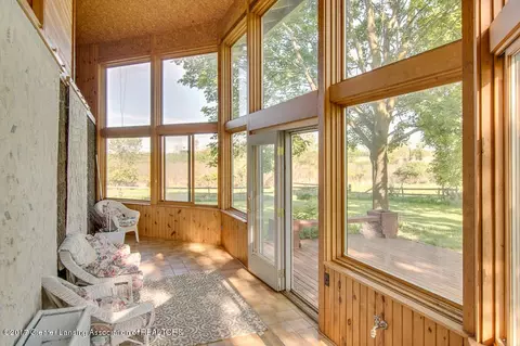 5240 Van Atta Rd, Okemos, MI 48864 photo 9