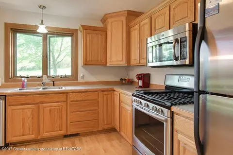 5240 Van Atta Rd, Okemos, MI 48864 photo 12