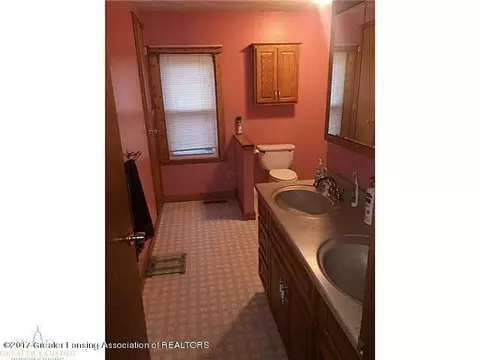 310 Ewen, Maple Rapids, MI 48853 photo 17